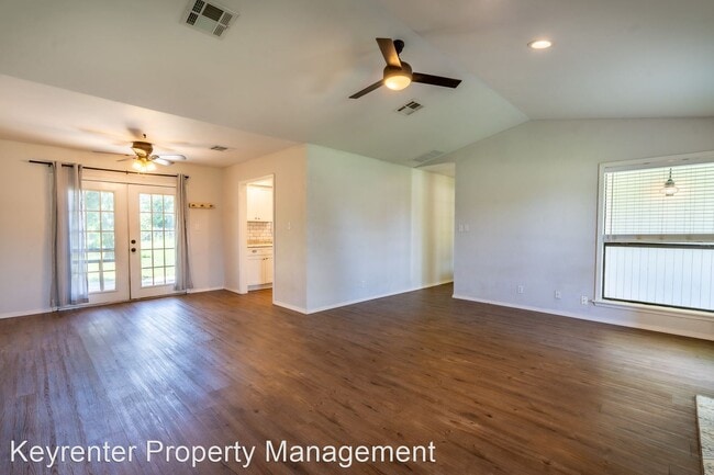 Building Photo - 3 br, 2 bath House - 2856 W 112th St