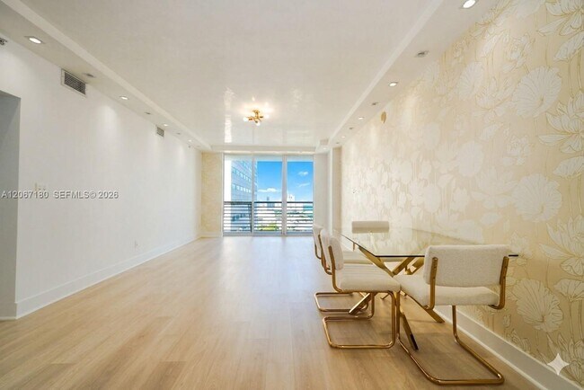 Building Photo - 325 S Biscayne Blvd
