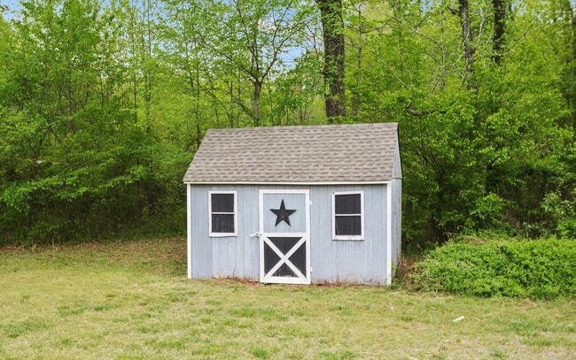 Building Photo - **COMING SOON** Private Country Retreat on 11+ Acres | 3 Bedrooms | 2 Bathrooms | Available Augus...