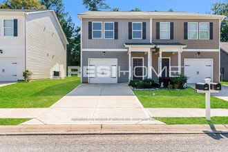 Building Photo - 432 Oakwood Dr NW