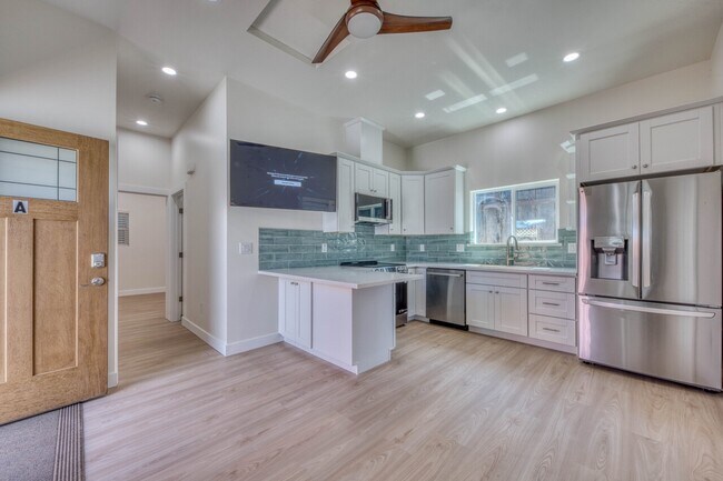 Foto del edificio - 3052 Eddy Cir