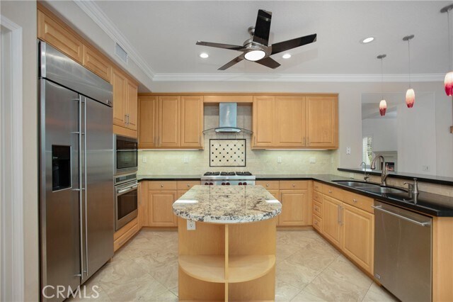 Building Photo - 28931 Rockport Dr