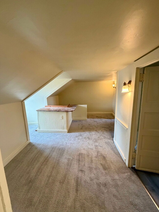 Foto del edificio - 230 Crystal St