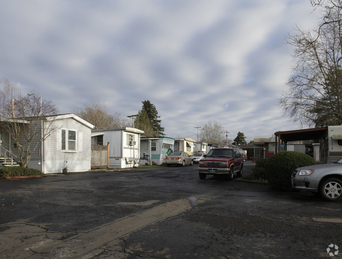Primary Photo - Cascade Mobile Villa
