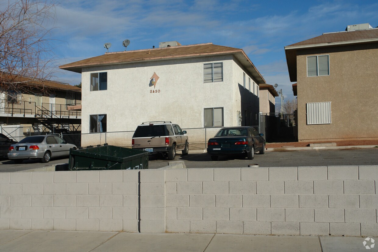 Primary Photo - 3430 Aristos Ave
