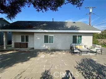 Foto del edificio - 5738 Agnes Ave