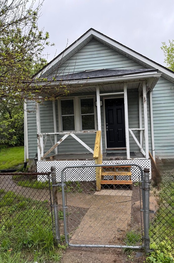 Primary Photo - 543 Lock Ave