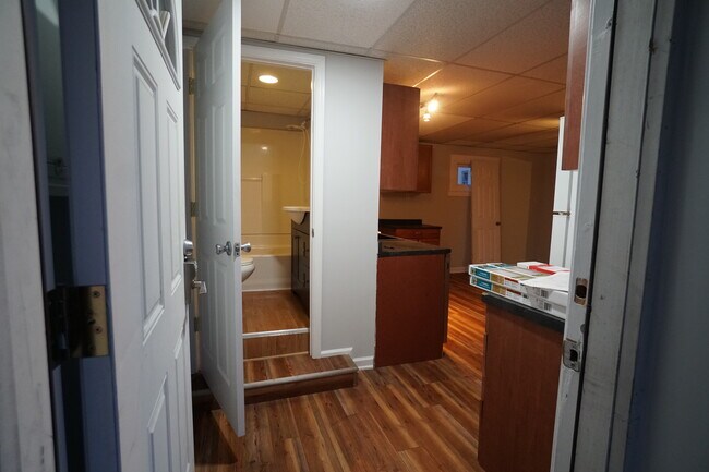 Foto del edificio - 215 W Summit St