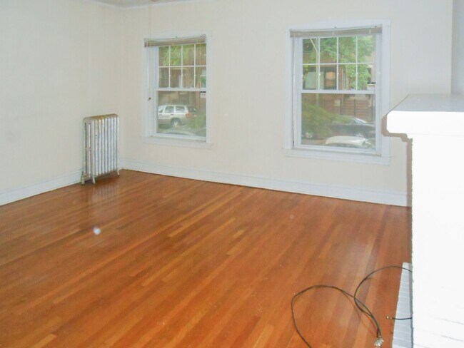 Foto del edificio - 5131 N Wolcott Ave