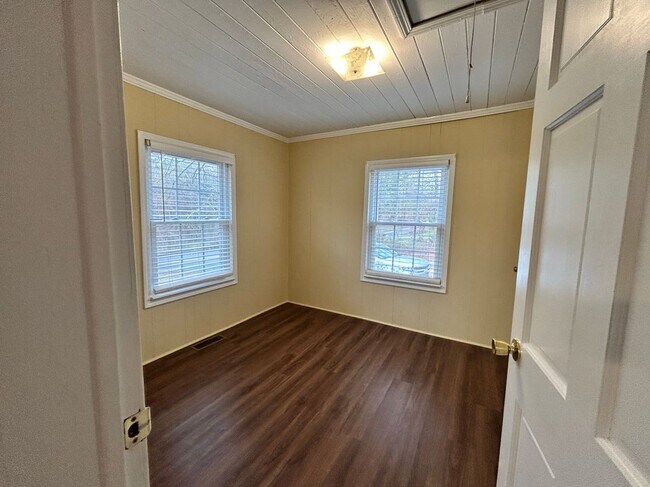 Foto del edificio - 1189 Beech Springs Rd