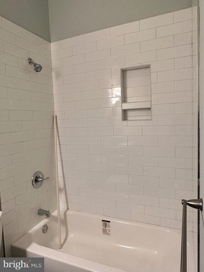 Building Photo - 2651 Buckius St