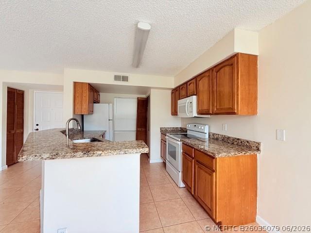 Foto del edificio - 9999 Summerbreeze Dr