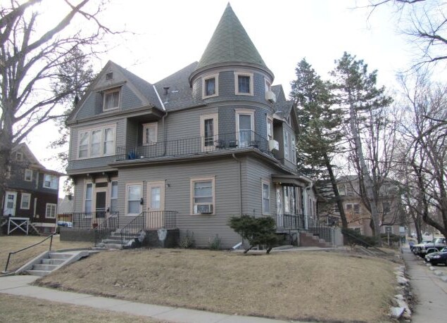 Primary Photo - 4825 Cass St