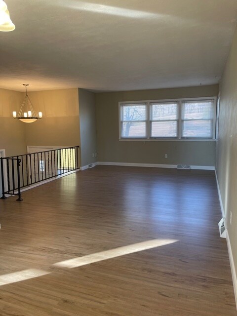 Foto del edificio - 2308 Chapel Hill Rd