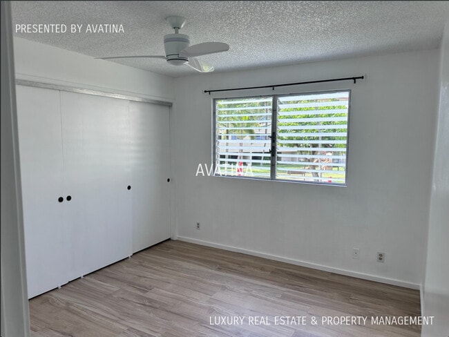 Building Photo - 350 Aoloa St