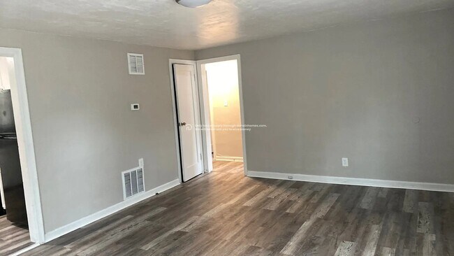 Foto del edificio - 8003 Garfield Ave