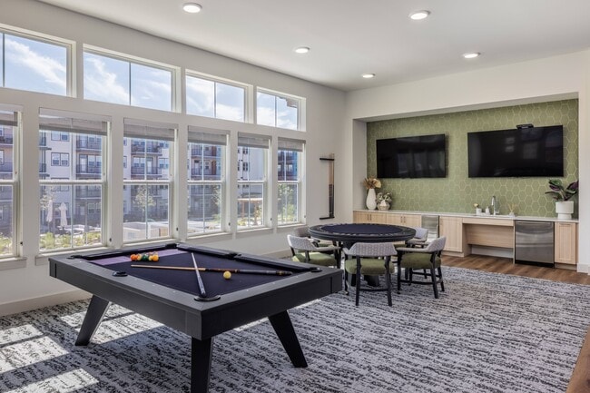Building Photo - Amberlin Georgetown 55+ Active Adult
