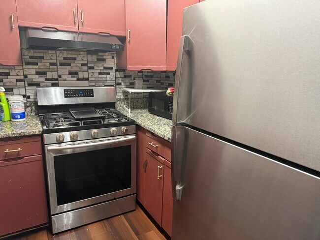 Foto del edificio - 14431 Gringsby Ct