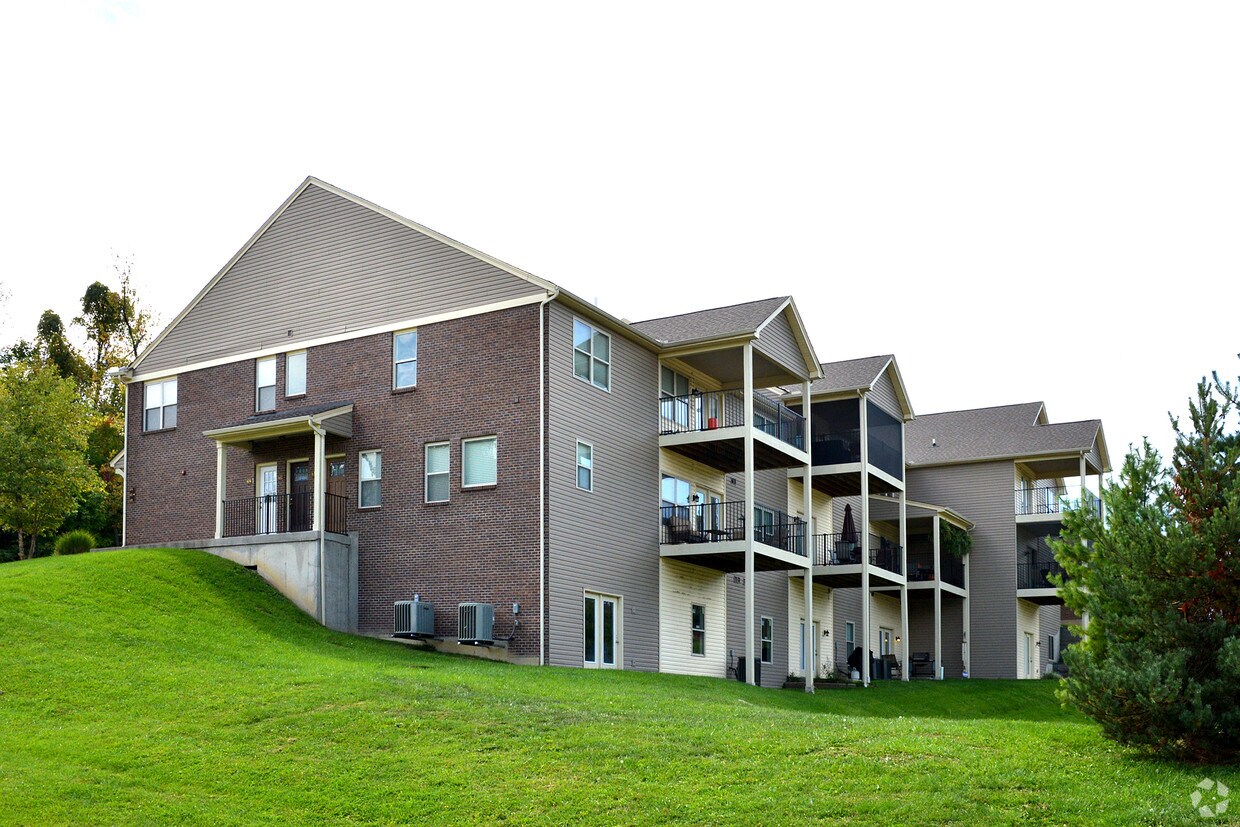 Building Photo - Town Alliance