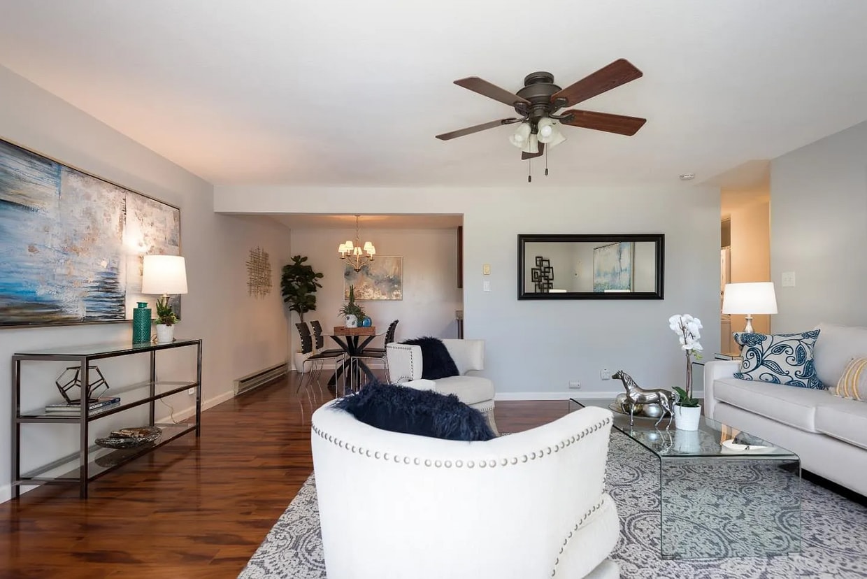 Primary Photo - Centrally located one bedroom condo that w...
