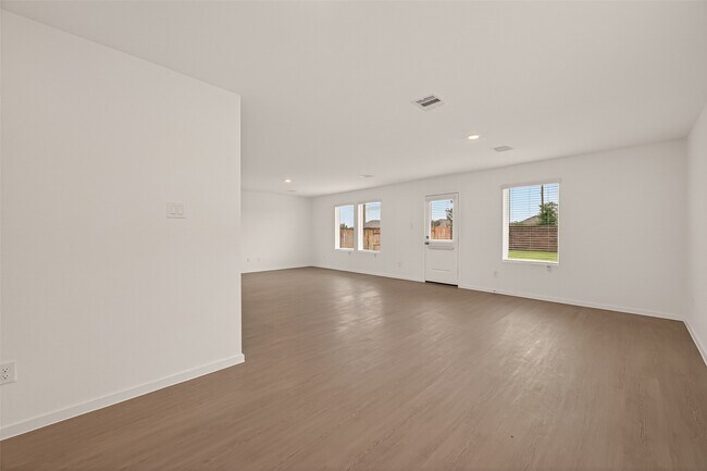 Foto del edificio - 2410 Cherry Ruby Dr