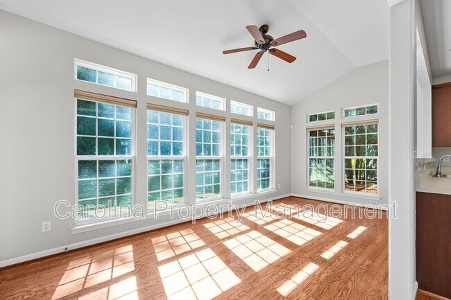 Building Photo - 5006 Rosewater Ln