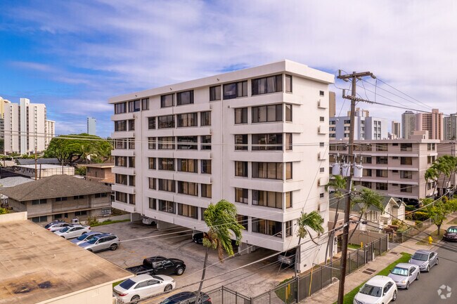 Building Photo - Coolidge Villa