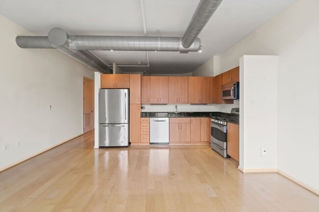 Building Photo - Madrigal Lofts in Mt Vernon Triangle | 2 Bed | 2 Bath | 920 Sf | Balcony | 1 Garage Parking Space