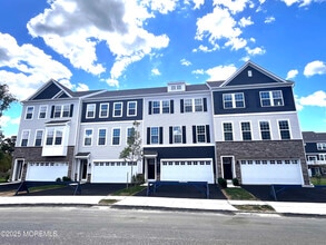 Building Photo - 20 Rothbury Ct