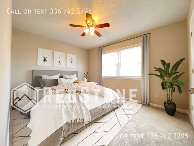 Foto del edificio - Bedroom, 1.5 Bath - Townhouse