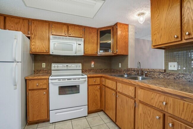 Foto del edificio - 3517 Peeler Rd