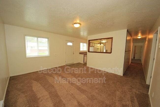 Building Photo - 965 Berryman Rd