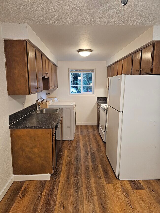 Foto del edificio - 14037 SE Oatfield Rd