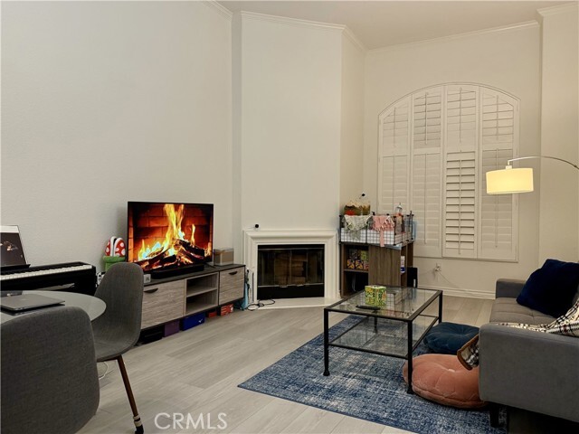 Foto del edificio - 9263 Regents Rd