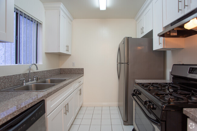 Interior Photo - Oxnard Apartments