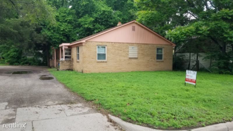 Primary Photo - 2 br, 1 bath Townhome - 1327 n woodland