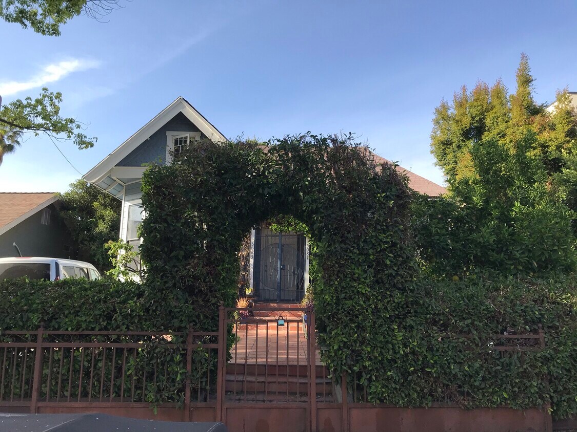Primary Photo - 5081 Lemon Grove Ave