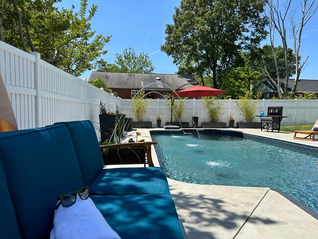 Foto del edificio - 5914 Dinwiddie St