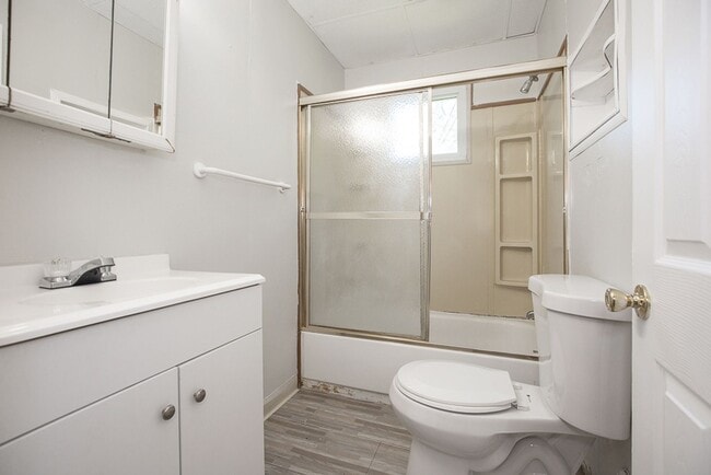 Building Photo - 3408 E 140th St