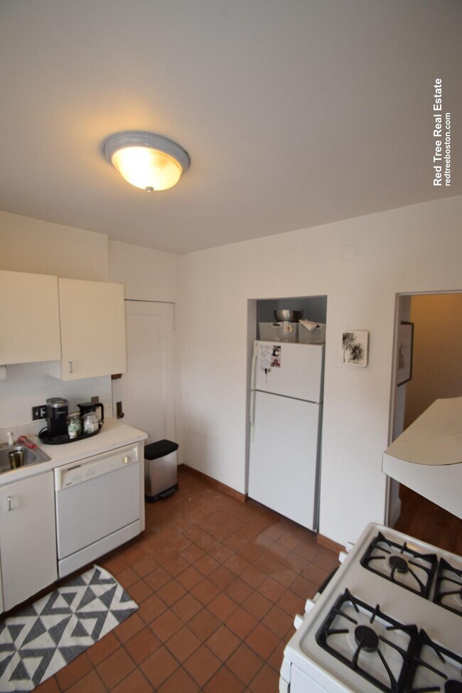 Foto del edificio - 2031 Commonwealth Avenue