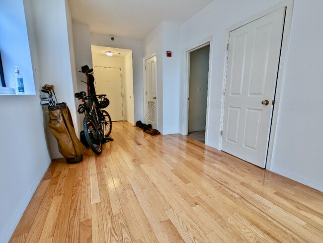 Building Photo - 636-638-638 Beacon St
