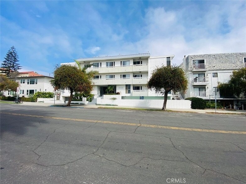 Primary Photo - 1033 3rd St