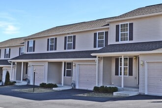 Building Photo - 26 E Abby Ln