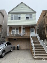 Building Photo - 176 W 24th St