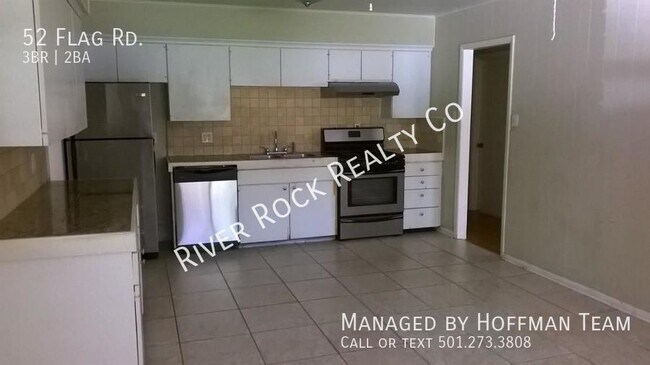 Foto del edificio - 52 Flag Road - LEASE PENDING
