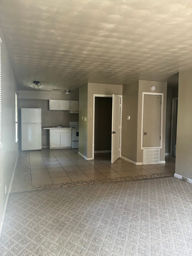 Kitchen view from living room 14 x 28 - 2104 Euclid St