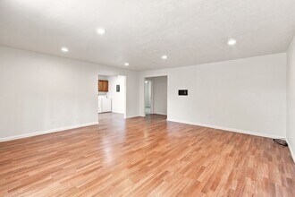 Building Photo - 1450 Palm St