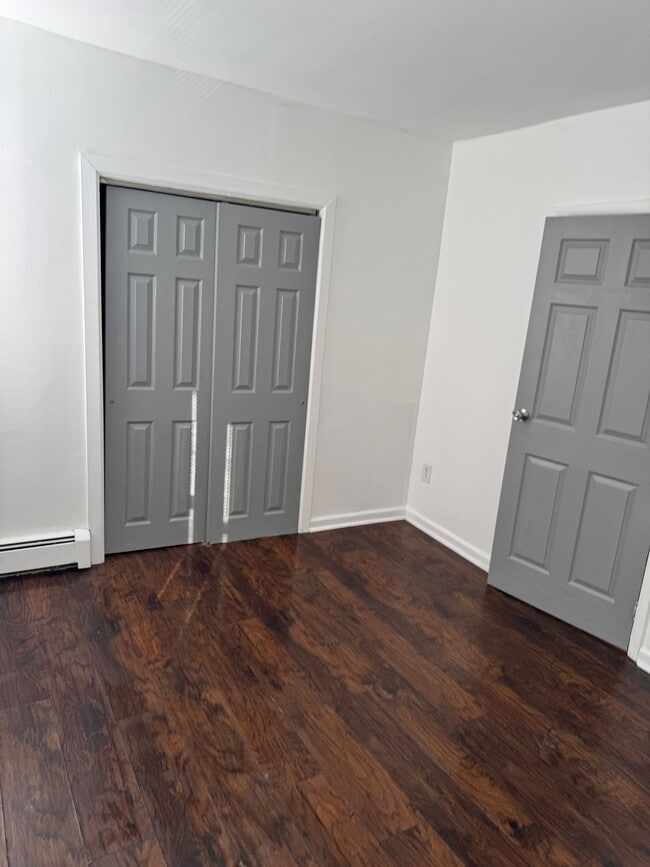 Photo - 424 E Girard Ave Apartment