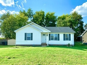 Building Photo - 1024 Poppy Seed Dr