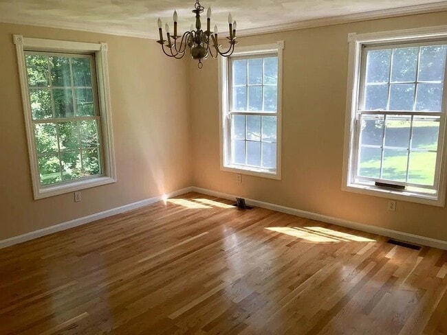 Building Photo - 85 Jenkins Rd